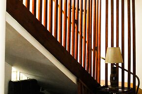 Zereniti House