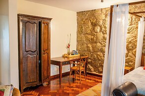Zereniti House