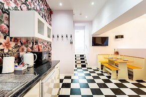 Honeypot House