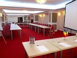 West Plaza Hotel