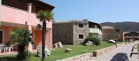Residence Le Corti Di Marinella
