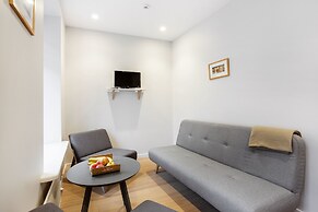 Jolly apartments