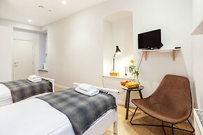 Jolly apartments