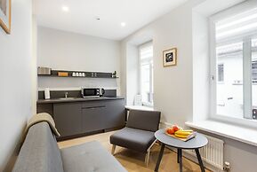 Jolly apartments