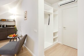 Jolly apartments