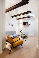 Jolly apartments
