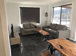 Derby Digs Barn
