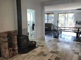Derby Digs Barn