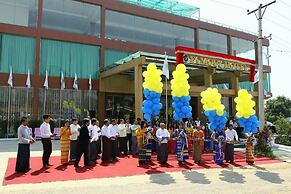 Famous Hotel Loikaw