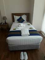 Famous Hotel Loikaw