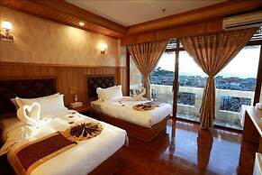 Cherry Queen Hotel