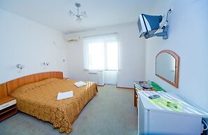 Lera Guest House