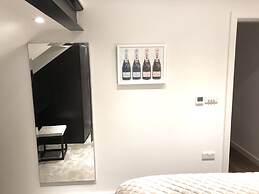 Millstream Mews