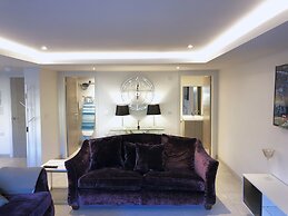 Millstream Mews