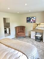 Millstream Mews