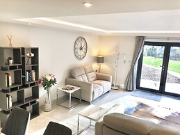 Millstream Mews