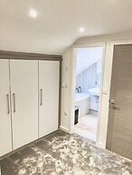 Millstream Mews