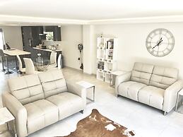 Millstream Mews