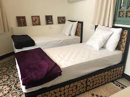 Bed Square - Hostel