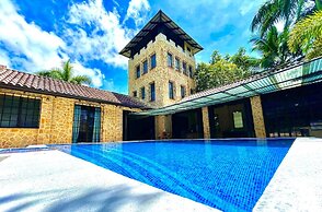 Castillo Tambor Resort and Restaurant
