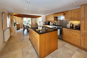 Camside, Chipping Campden - Taswell Retreats