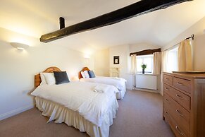 Camside, Chipping Campden - Taswell Retreats