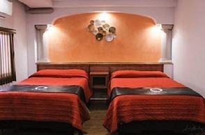 Hotel Onix Suites