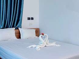 Tamcoc White Swan Hostel