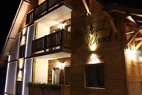Villa Natural Wood