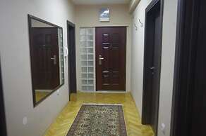 Grande House