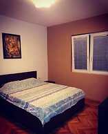 Grande House