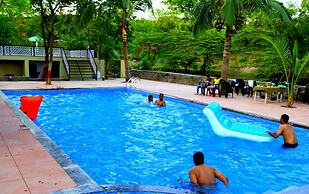 Hiranya Resorts