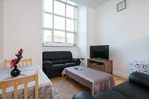 Apartment 33