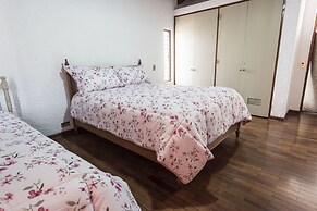 Lima Fabulous  House 5br sleep8 Next Mall