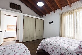 Lima Fabulous  House 5br sleep8 Next Mall