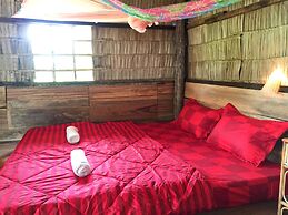Family Batcave Homestay - Hostel