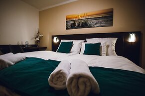 Hotel Crystal