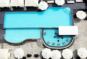 WesternLife Hotel