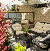 Royan Suites