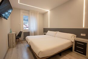 Hotel Oros by Nexta