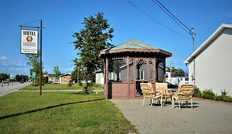 Motel Quatre Saisons