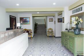 Hotel Avanti
