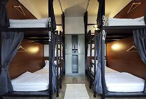 Apartment45 Hostel - Adults Only