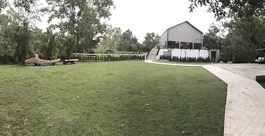 LAN LAY Resort