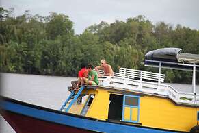 Houseboat Bee Kelotok