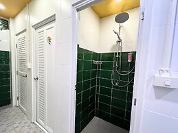 Sleepy Station - Hostel