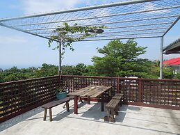 Dulan Red House