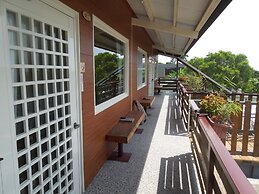 Dulan Red House