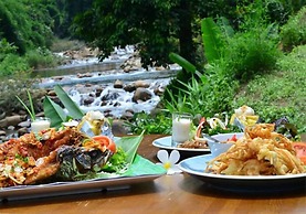 Akantuka Homestay