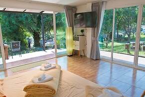 Akantuka Homestay